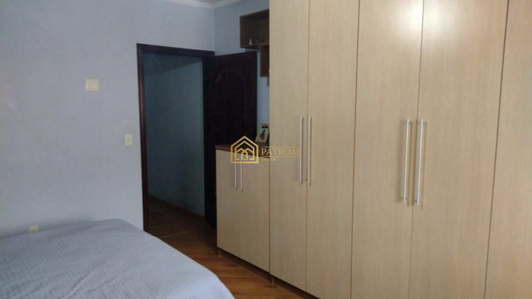 Imagem Casa com 4 Quartos à Venda, 250 m² em Utinga - Santo André Imagem Casa com 4 Quartos à Venda, 250 m² em Utinga - Santo André