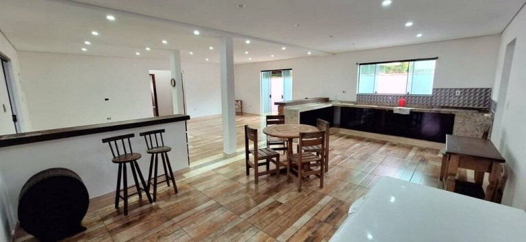 Imagem Casa com 4 Quartos à Venda, 360 m² em Jardim Beira Mar - Peruíbe Imagem Casa com 4 Quartos à Venda, 360 m² em Jardim Beira Mar - Peruíbe