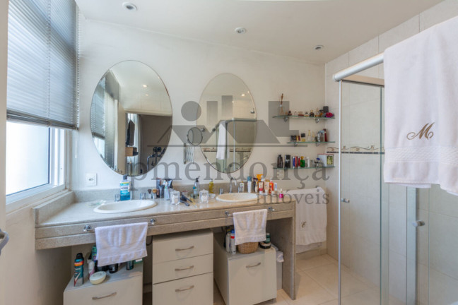 Imagem Apartamento com 3 Quartos à Venda, 197 m² em Higienópolis - São Paulo Imagem Apartamento com 3 Quartos à Venda, 197 m² em Higienópolis - São Paulo