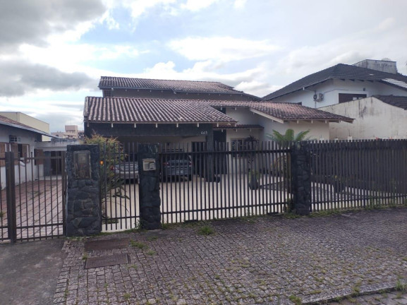Imagem Casa com 5 Quartos à Venda, 400 m² em Saguaçu - Joinville