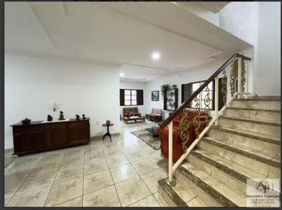 Imagem Casa com 4 Quartos à Venda, 420 m² em Setor Jaó - Goiânia Imagem Casa com 4 Quartos à Venda, 420 m² em Setor Jaó - Goiânia