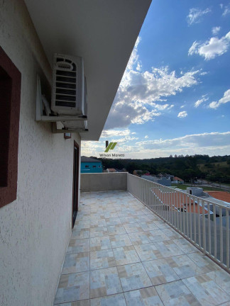 Imagem Casa com 3 Quartos à Venda, 205 m²