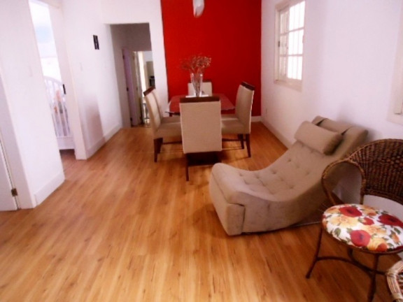 Imagem Casa com 3 Quartos à Venda, 199 m² em Jardim Itu - Porto Alegre