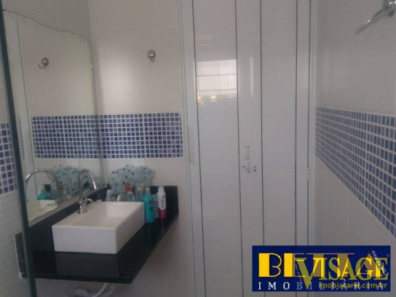 Imagem Sobrado com 4 Quartos à Venda, 153 m² em Centro - Jacareí