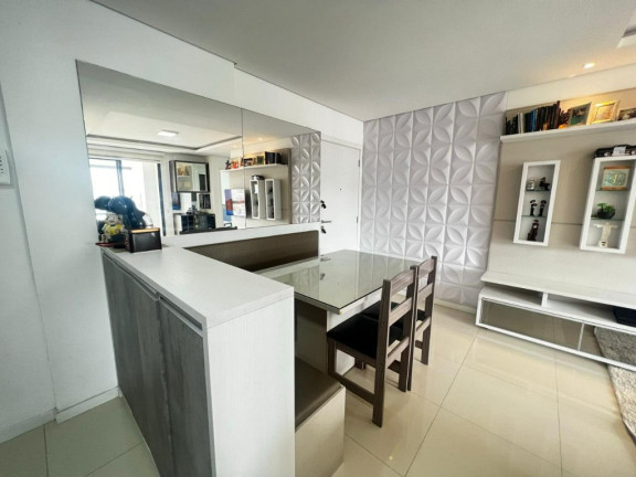 Imagem Apartamento com 2 Quartos à Venda, 74 m² em Kobrasol - São José