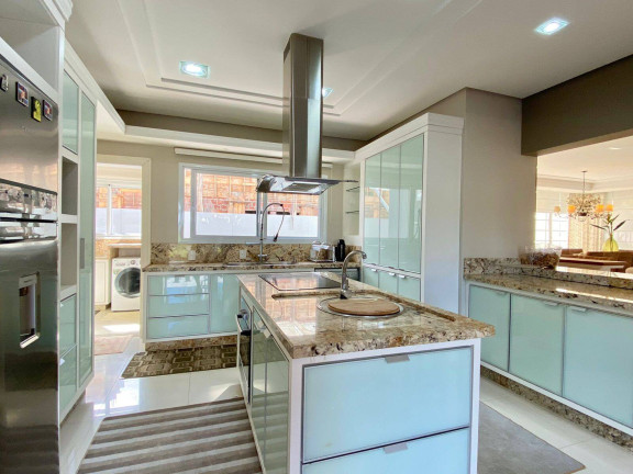Imagem Casa com 4 Quartos à Venda, em Capão Da Canoa Imagem Casa com 4 Quartos à Venda, em Capão Da Canoa