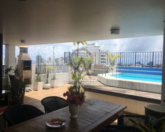 Imagem Imóvel com 4 Quartos para Alugar, 300 m² em Vitória - Salvador Imagem Imóvel com 4 Quartos para Alugar, 300 m² em Vitória - Salvador