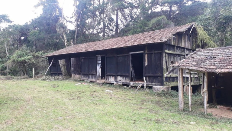 Imagem Fazenda à Venda, 120 m² em Centro - Passa Quatro Imagem Fazenda à Venda, 120 m² em Centro - Passa Quatro
