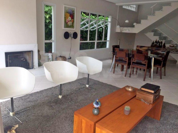 Imagem Casa com 4 Quartos à Venda, 300 m² em Alphaville - Santana De Parnaíba Imagem Casa com 4 Quartos à Venda, 300 m² em Alphaville - Santana De Parnaíba