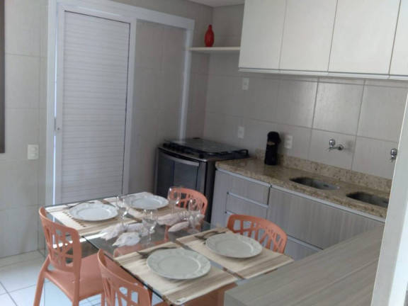 Imagem Casa com 4 Quartos à Venda, em Edson Queiroz - Fortaleza Imagem Casa com 4 Quartos à Venda, em Edson Queiroz - Fortaleza