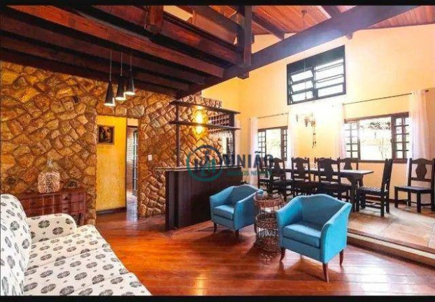 Imagem Casa com 3 Quartos à Venda, 450 m² em Camboinhas - Niterói Imagem Casa com 3 Quartos à Venda, 450 m² em Camboinhas - Niterói