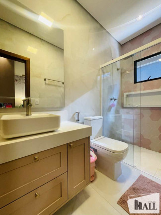 Imagem Casa com 3 Quartos à Venda, 218 m² em Centro - Bady Bassitt Imagem Casa com 3 Quartos à Venda, 218 m² em Centro - Bady Bassitt
