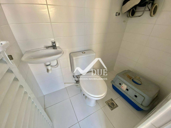 Imagem Casa com 3 Quartos à Venda, 272 m² em Embaré - Santos Imagem Casa com 3 Quartos à Venda, 272 m² em Embaré - Santos