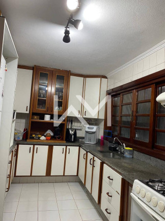 Imagem Sobrado com 3 Quartos à Venda, 217 m² em Jardim Santa Cecília - Guarulhos Imagem Sobrado com 3 Quartos à Venda, 217 m² em Jardim Santa Cecília - Guarulhos