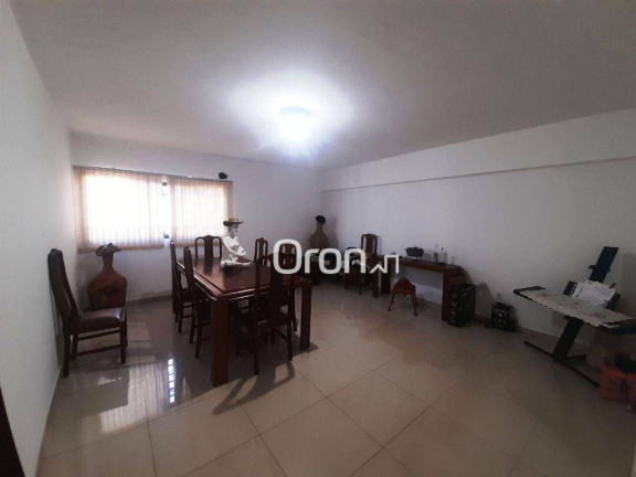 Imagem Sobrado com 3 Quartos à Venda, 270 m² em Jardim América - Goiânia Imagem Sobrado com 3 Quartos à Venda, 270 m² em Jardim América - Goiânia