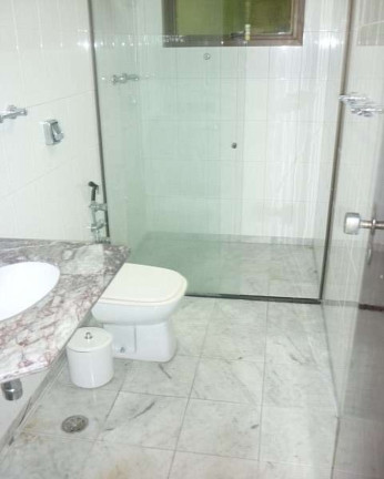 Imagem Apartamento com 4 Quartos à Venda, 226 m² em Pitangueiras - Guarujá