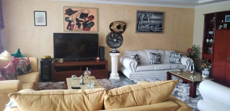 Imagem Sobrado com 3 Quartos à Venda, 320 m² em Santa Maria - São Caetano Do Sul Imagem Sobrado com 3 Quartos à Venda, 320 m² em Santa Maria - São Caetano Do Sul