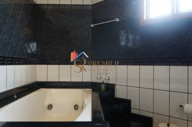 Imagem Casa com 4 Quartos à Venda, 320 m² em Córrego Grande - Florianópolis