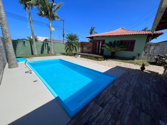 Imagem Casa com 3 Quartos à Venda, 165 m² em Centro - Balneário Barra Do Sul Imagem Casa com 3 Quartos à Venda, 165 m² em Centro - Balneário Barra Do Sul