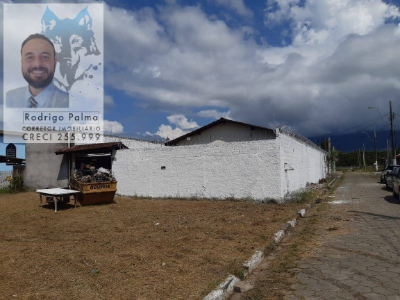 Imagem Casa com 4 Quartos à Venda, 250 m² em Barranco Alto - Caraguatatuba
