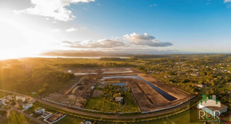 Imagem Imóvel à Venda, 360 m² em Torres Imagem Imóvel à Venda, 360 m² em Torres