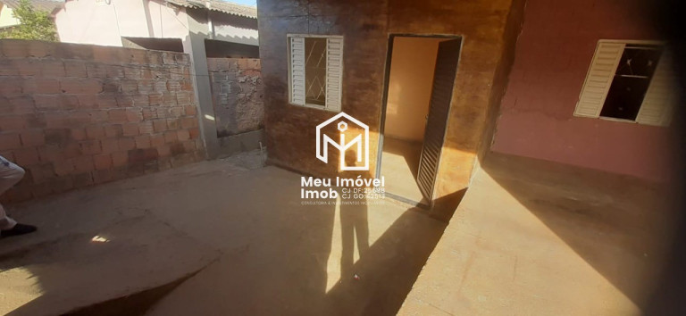 Imagem Casa com 3 Quartos à Venda, 98 m² em Vila Santa Luzia - Luziânia Imagem Casa com 3 Quartos à Venda, 98 m² em Vila Santa Luzia - Luziânia