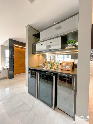 Imagem Casa de Condomínio com 4 Quartos à Venda, 426 m² em Estreito - Florianópolis