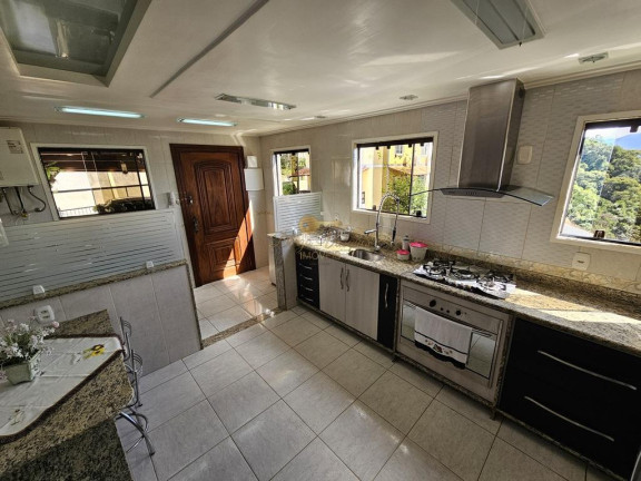 Imagem Casa com 3 Quartos à Venda, 265 m² em Várzea - Teresópolis Imagem Casa com 3 Quartos à Venda, 265 m² em Várzea - Teresópolis