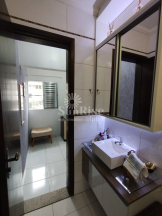 Imagem Casa com 3 Quartos à Venda, 204 m² em Jardim Elvira - Osasco Imagem Casa com 3 Quartos à Venda, 204 m² em Jardim Elvira - Osasco