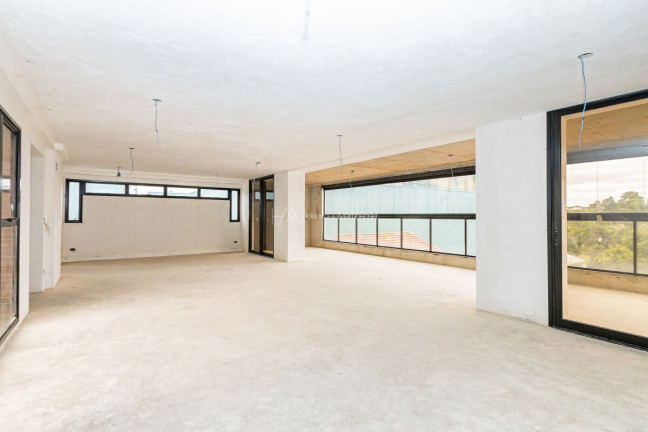 Imagem Apartamento com 3 Quartos à Venda, 259 m² em Cabral - Curitiba