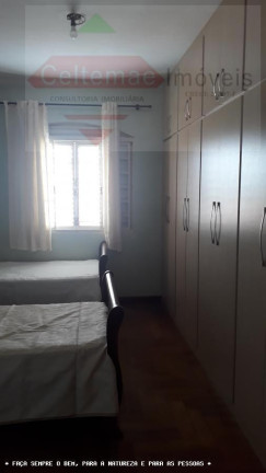 Imagem Casa com 2 Quartos à Venda, 199 m² em Centro - Taubaté Imagem Casa com 2 Quartos à Venda, 199 m² em Centro - Taubaté