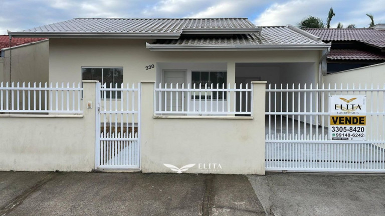 Imagem Casa com 2 Quartos à Venda, 85 m² em Vila Nova - Barra Velha Imagem Casa com 2 Quartos à Venda, 85 m² em Vila Nova - Barra Velha