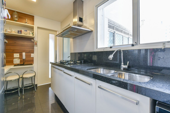 Imagem Apartamento com 3 Quartos à Venda, 121 m² em Jardim Caravelas - São Paulo