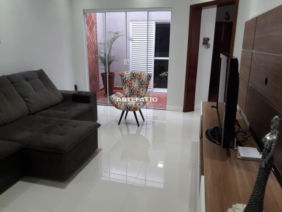 Imagem Casa com 3 Quartos à Venda, 210 m² Imagem Casa com 3 Quartos à Venda, 210 m²