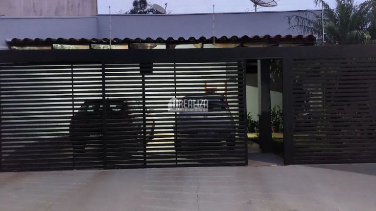 Imagem Casa de Condomínio com 3 Quartos à Venda, 250 m² em Jardim Maracanã - Uberaba Imagem Casa de Condomínio com 3 Quartos à Venda, 250 m² em Jardim Maracanã - Uberaba