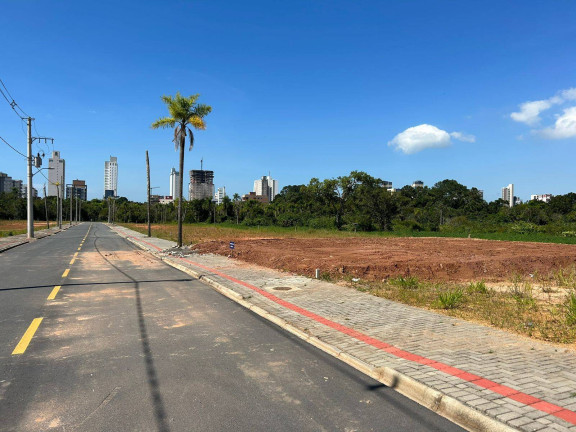 Imagem Terreno à Venda, 360 m² em Balneário Piçarras Imagem Terreno à Venda, 360 m² em Balneário Piçarras