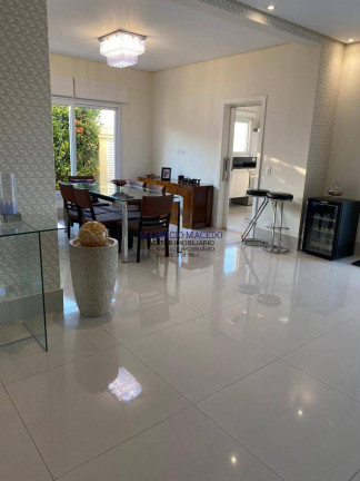 Imagem Casa com 4 Quartos à Venda, 490 m² em Alphaville - Santana De Parnaíba Imagem Casa com 4 Quartos à Venda, 490 m² em Alphaville - Santana De Parnaíba