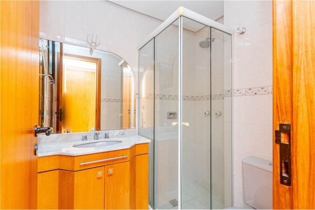 Imagem Apartamento com 2 Quartos à Venda, 86 m² em Menino Deus - Porto Alegre Imagem Apartamento com 2 Quartos à Venda, 86 m² em Menino Deus - Porto Alegre