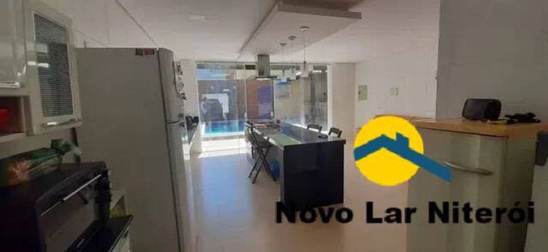 Imagem Casa com 3 Quartos à Venda, 400 m² em Piratininga - Niterói Imagem Casa com 3 Quartos à Venda, 400 m² em Piratininga - Niterói