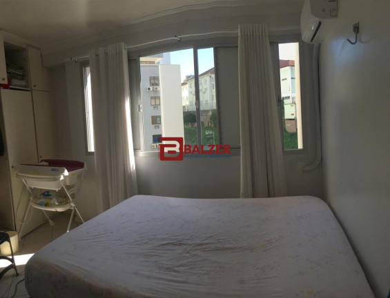 Imagem Apartamento com 1 Quarto à Venda, 61 m² em Centro - Florianópolis Imagem Apartamento com 1 Quarto à Venda, 61 m² em Centro - Florianópolis