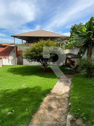 Imagem Casa com 3 Quartos à Venda, 399 m² Imagem Casa com 3 Quartos à Venda, 399 m²