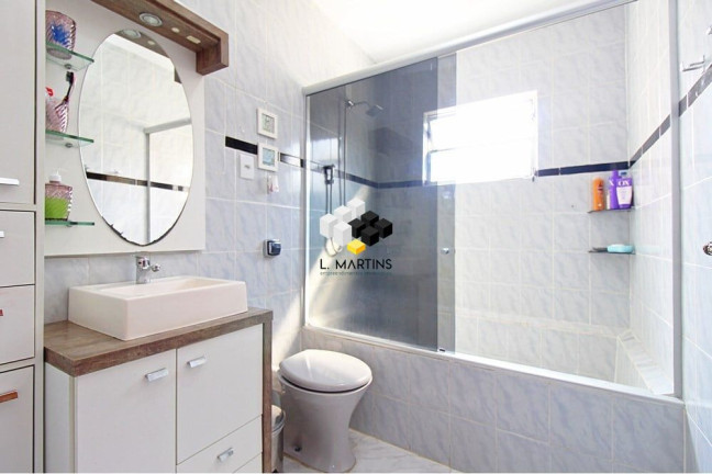 Imagem Casa com 2 Quartos à Venda, 101 m² em Vila Nova - Porto Alegre Imagem Casa com 2 Quartos à Venda, 101 m² em Vila Nova - Porto Alegre