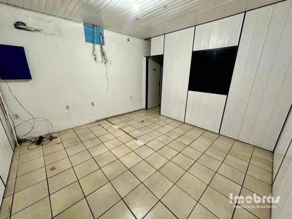 Imagem Galpão para Alugar, 376 m² em Santa Clara - Eusébio Imagem Galpão para Alugar, 376 m² em Santa Clara - Eusébio