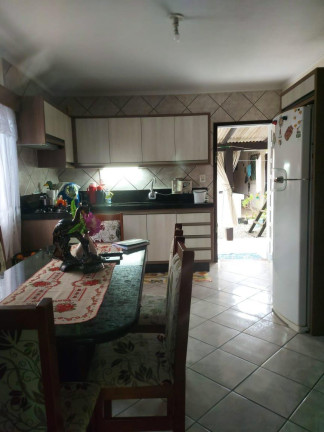 Imagem Casa com 3 Quartos à Venda, em Cedro - Camboriú Imagem Casa com 3 Quartos à Venda, em Cedro - Camboriú