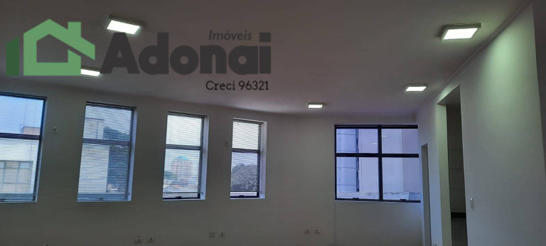 Sala Comercial à Venda, 60 m² em Anhangabaú - Jundiaí