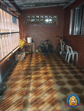 Imagem Casa com 3 Quartos à Venda, 70 m² em Castelo - Santos