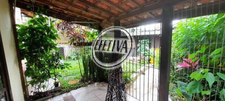 Imagem Casa com 5 Quartos à Venda, 200 m² em Balneário Caravela I - Matinhos Imagem Casa com 5 Quartos à Venda, 200 m² em Balneário Caravela I - Matinhos