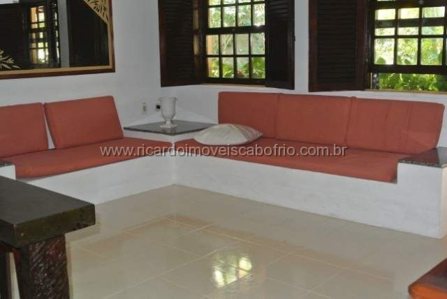 Imagem Imóvel com 4 Quartos à Venda, 150 m² em Peró - Cabo Frio Imagem Imóvel com 4 Quartos à Venda, 150 m² em Peró - Cabo Frio