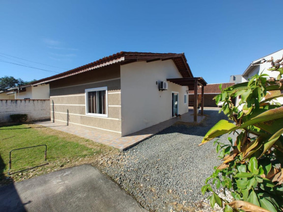 Casa com 3 Quartos à Venda, 110 m² em Vila Nova - Joinville
