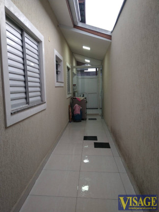 Imagem Casa com 3 Quartos à Venda,  em Cid. Salvador - Jacareí